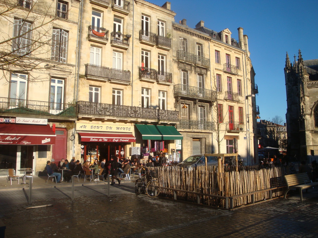 Place st Michel et centre ville 30 dec 2014 025